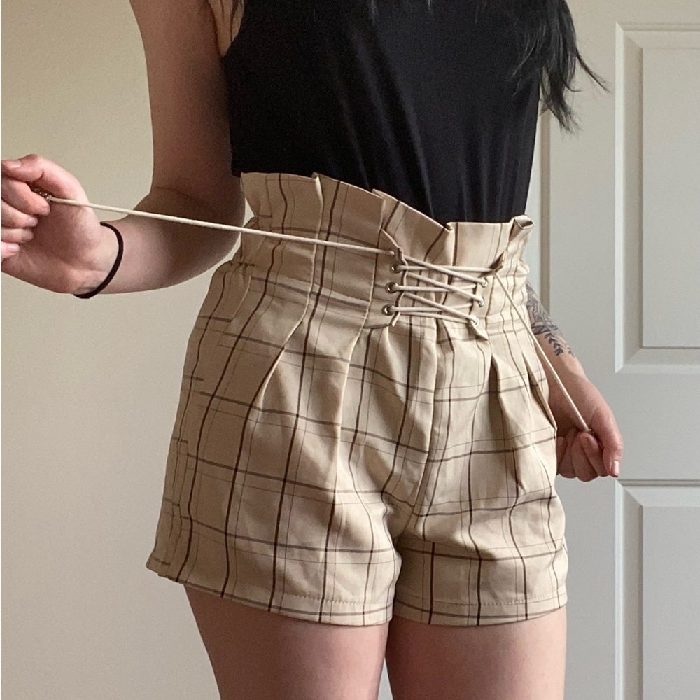 Plaid High-Waisted Tan Shorts